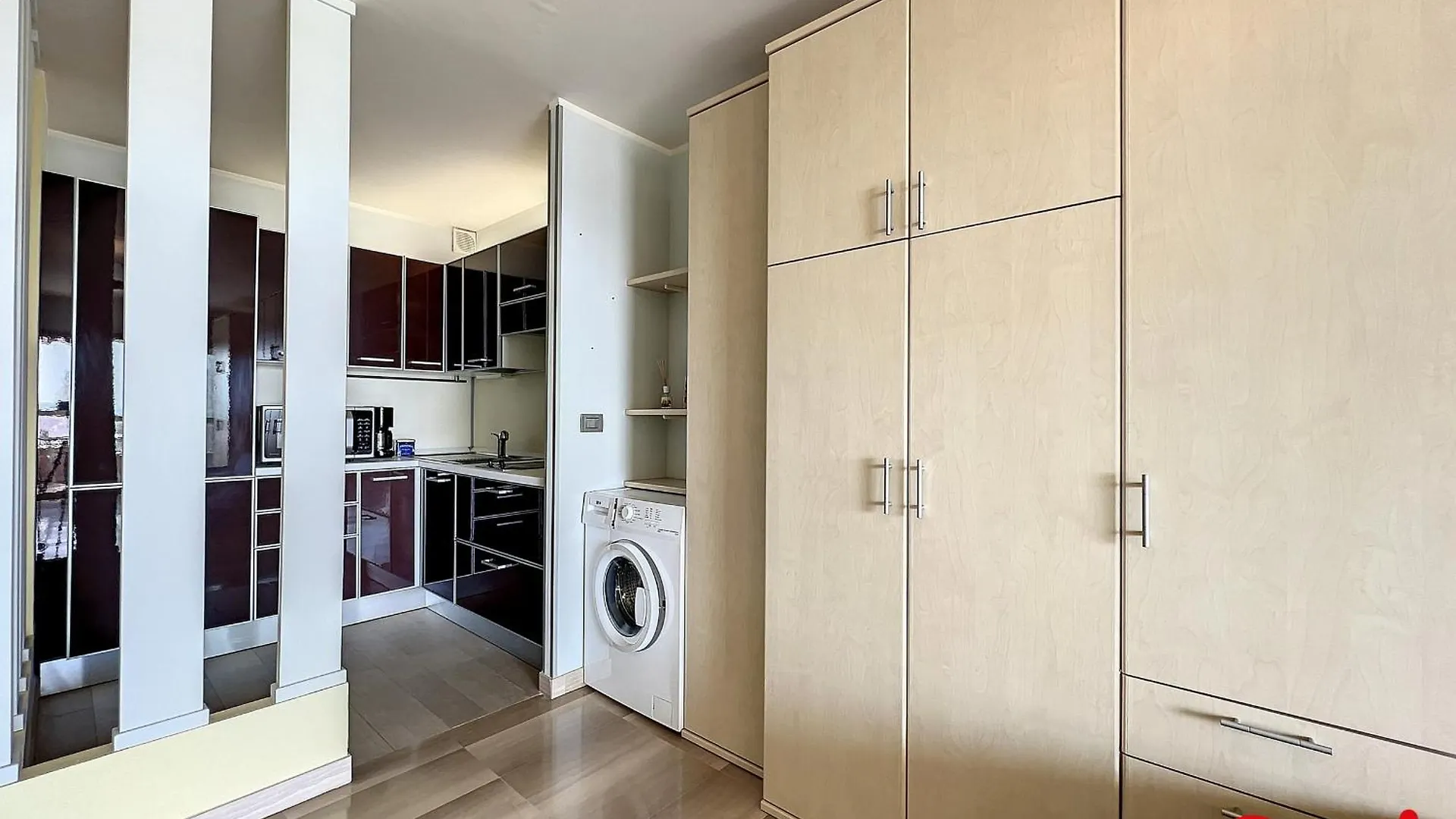 Studio Spacieux, Climatise Avec Vue Mer, Piscine, Wifi Et Parking Prive A Menton - Fr-1-647-29 France