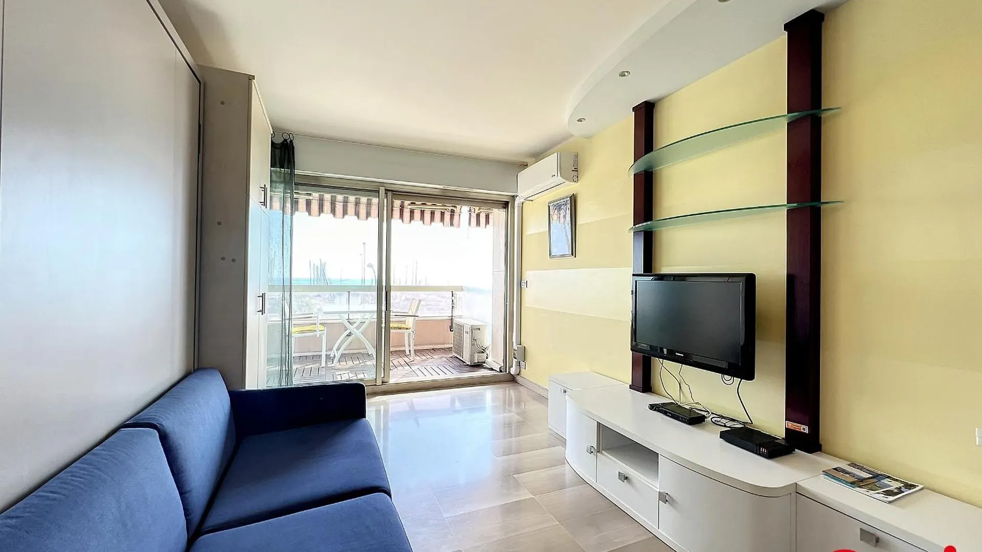 Studio Spacieux, Climatise Avec Vue Mer, Piscine, Wifi Et Parking Prive A Menton - Fr-1-647-29