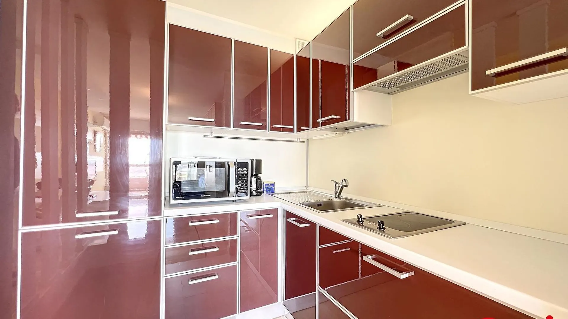 Lägenhet Studio Spacieux, Climatise Avec Vue Mer, Piscine, Wifi Et Parking Prive A Menton - Fr-1-647-29 Frankrike